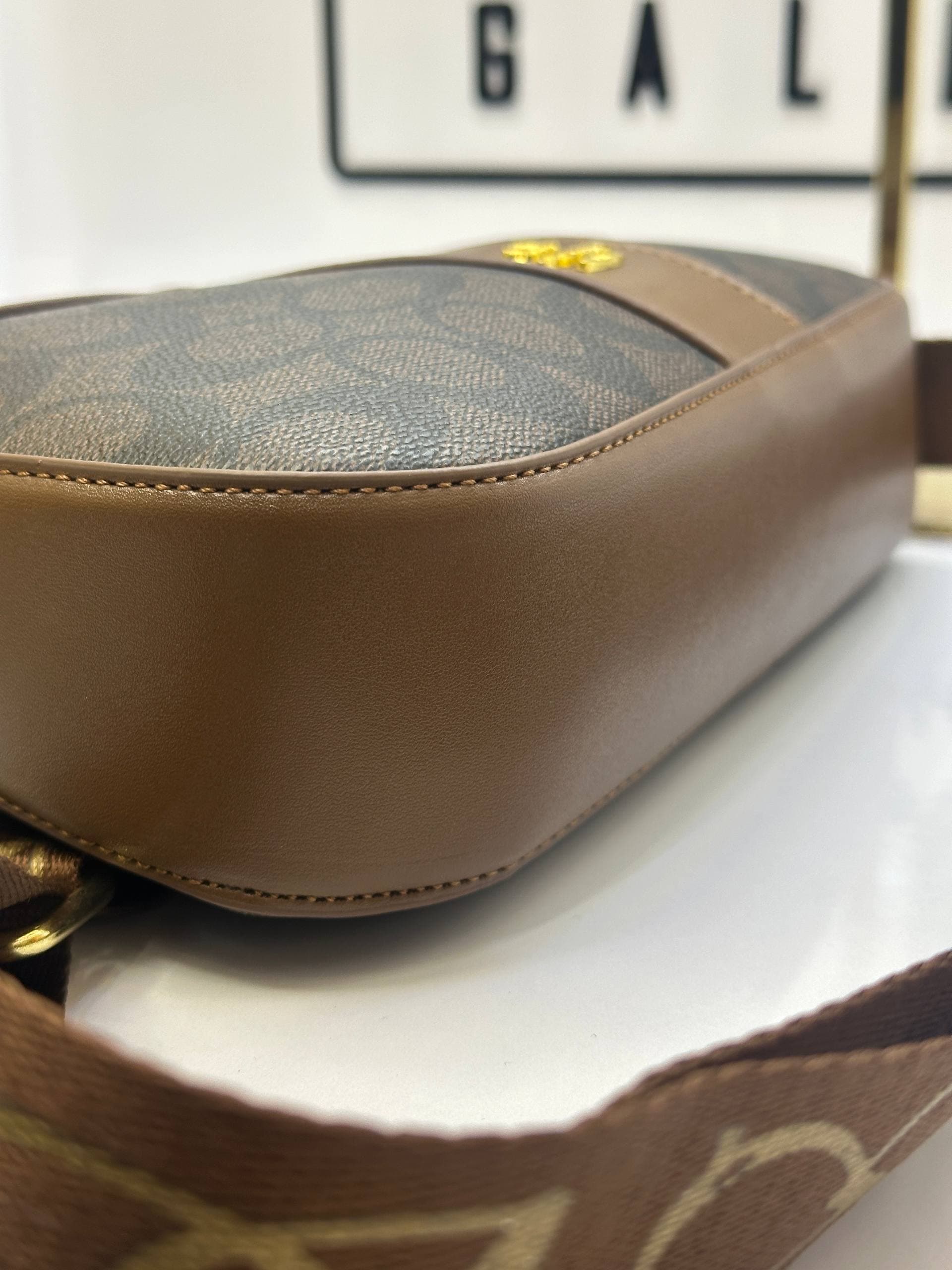 کیف طرح کوچ Coach 2020 — تصویر ۸