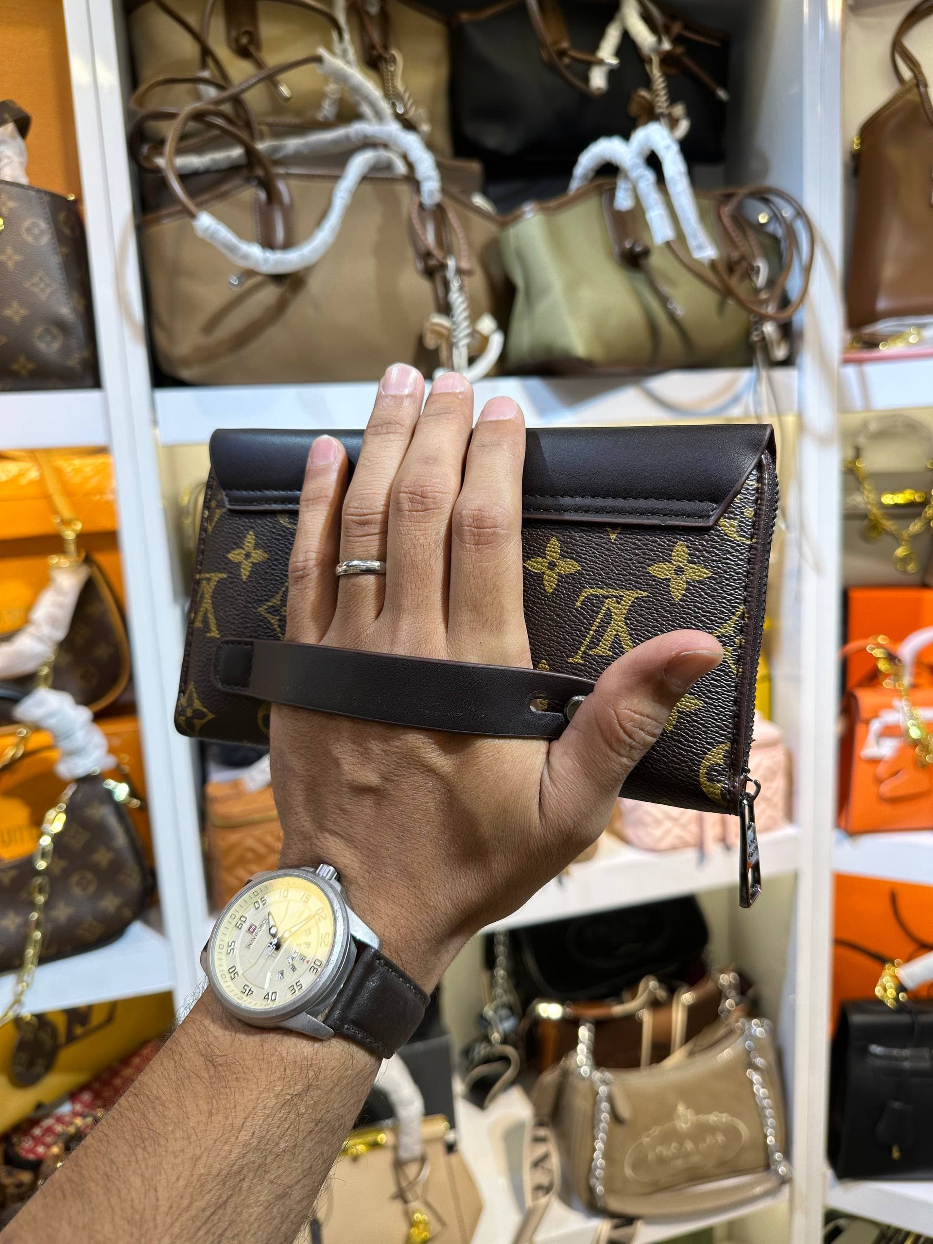 کیف پول لویی ویتون 6008 lv — تصویر ۲