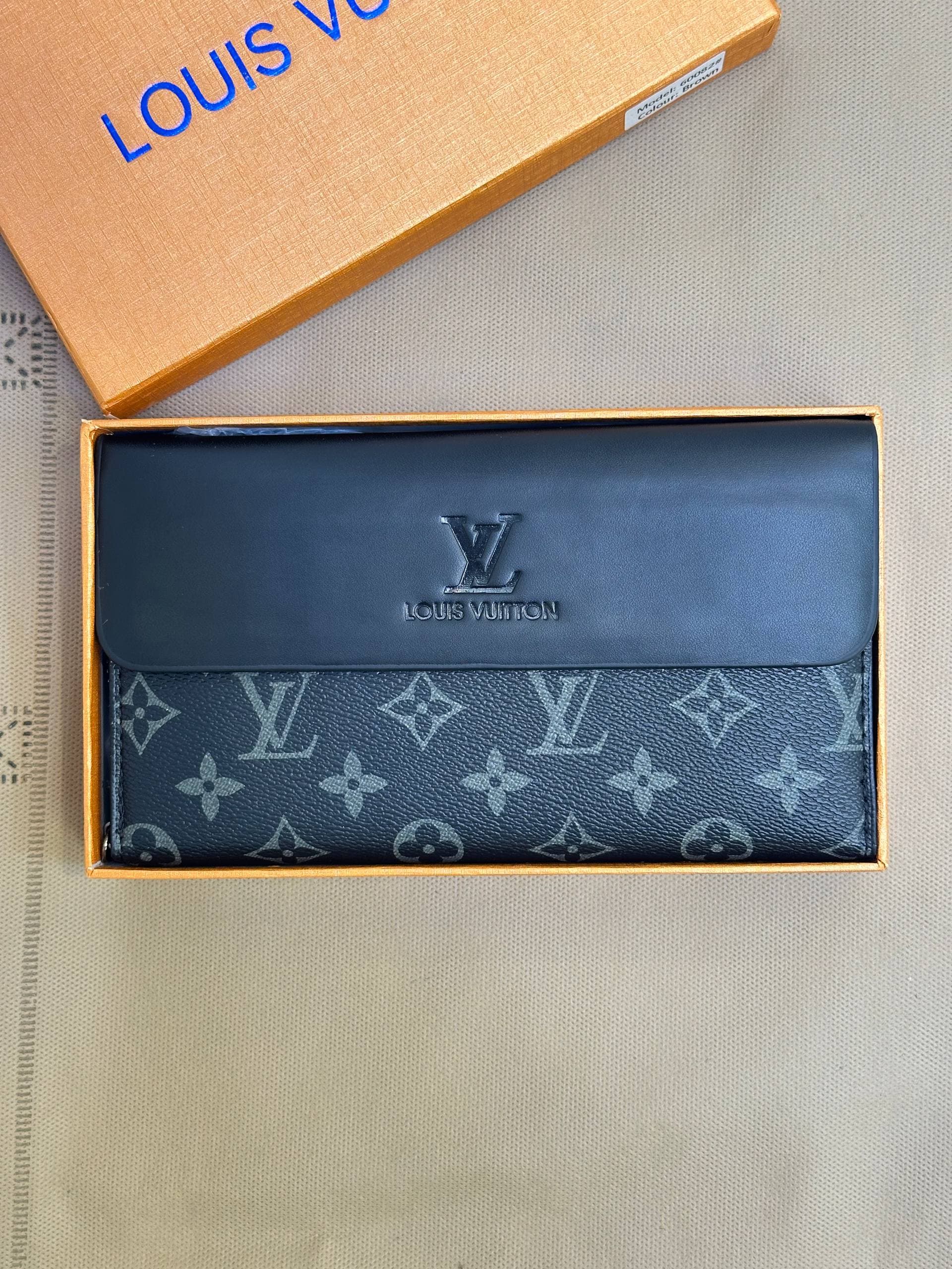 کیف پول لویی ویتون 6008 lv — تصویر ۳