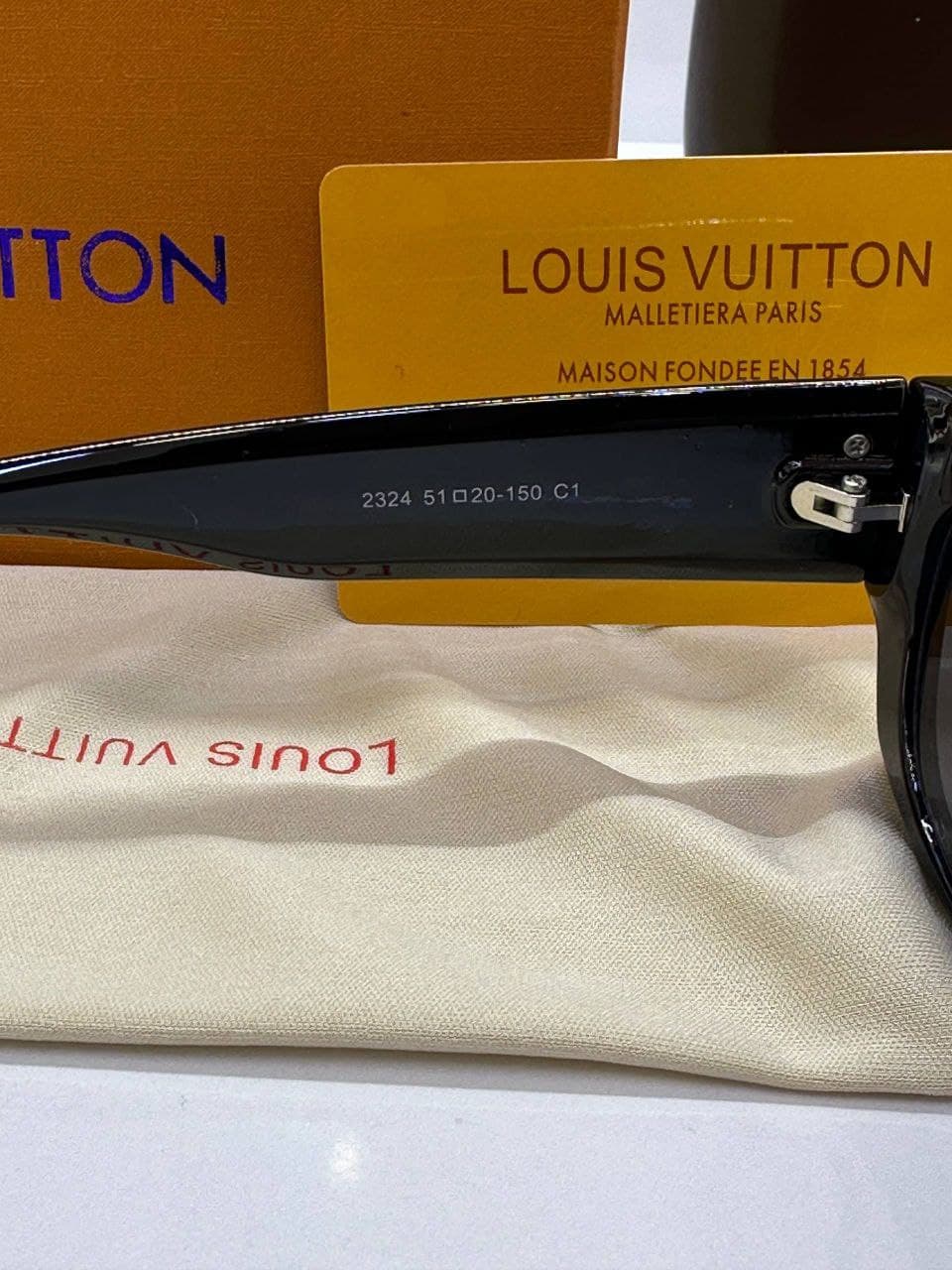 عینک لویی ویتون Lv Sunglasses 2324 — تصویر ۶