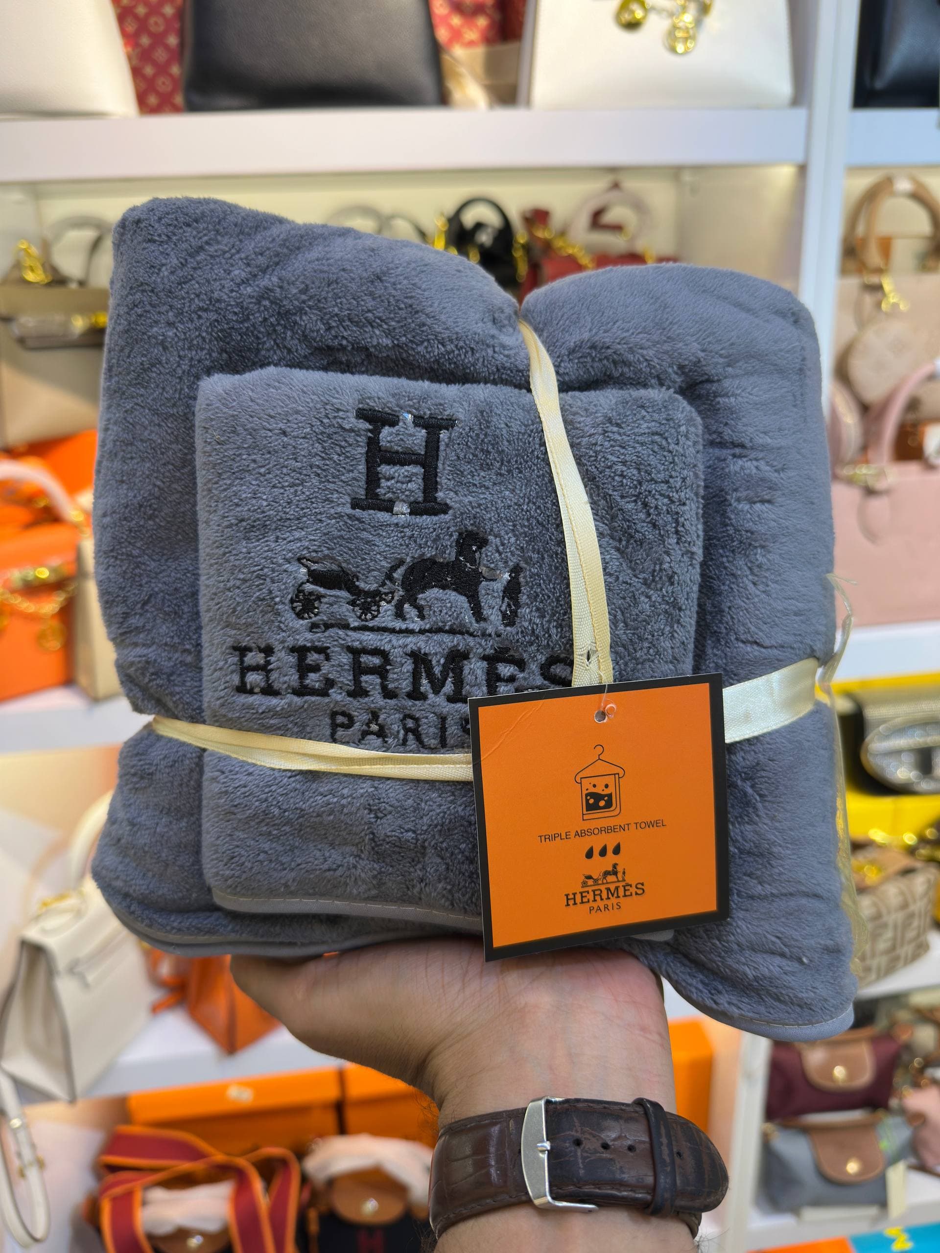 حوله دو تیکه هرمس Hermes — تصویر ۴