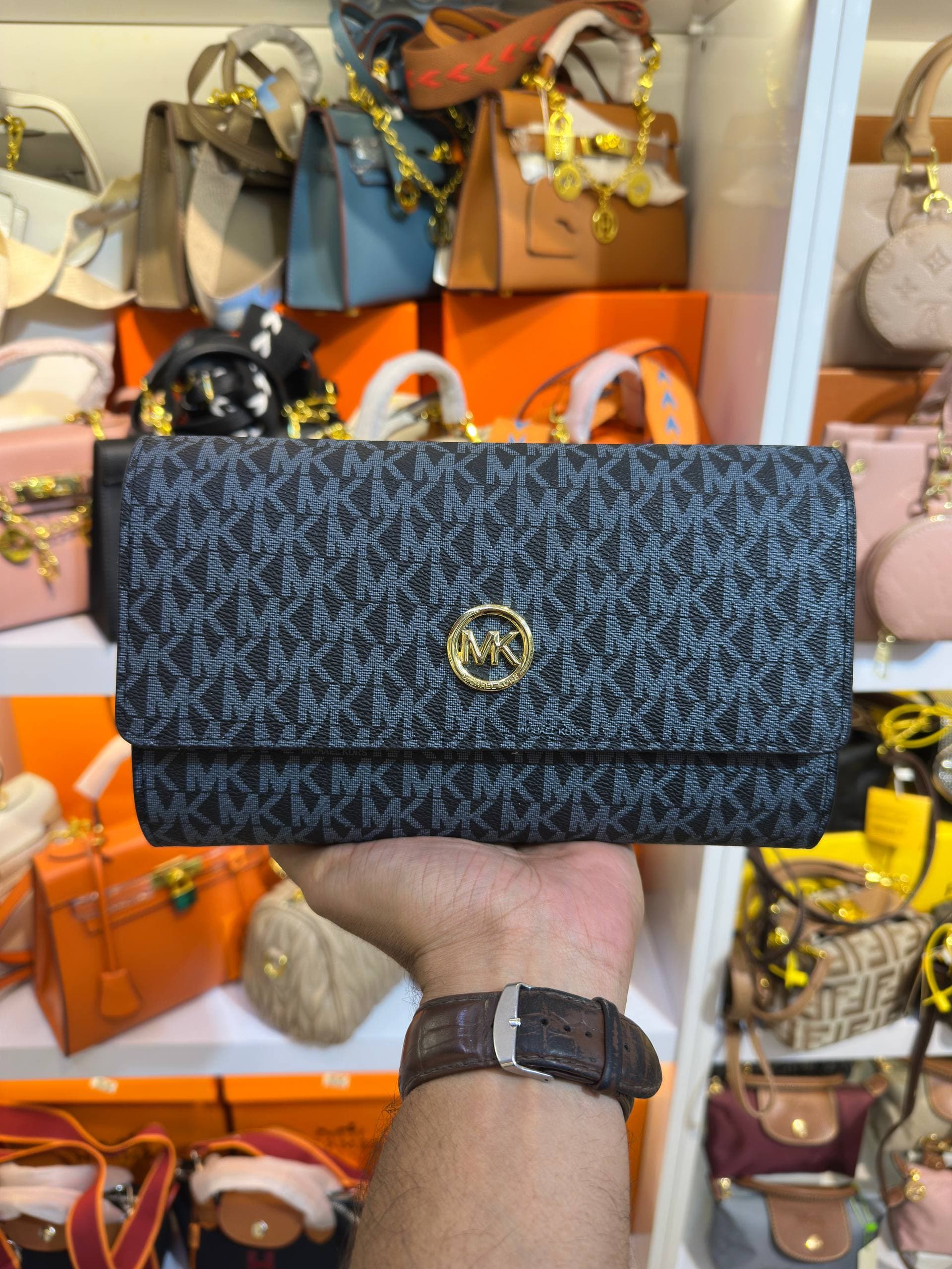 کیف دستی و دوشی مایکل کورس Michael Kors — تصویر ۳