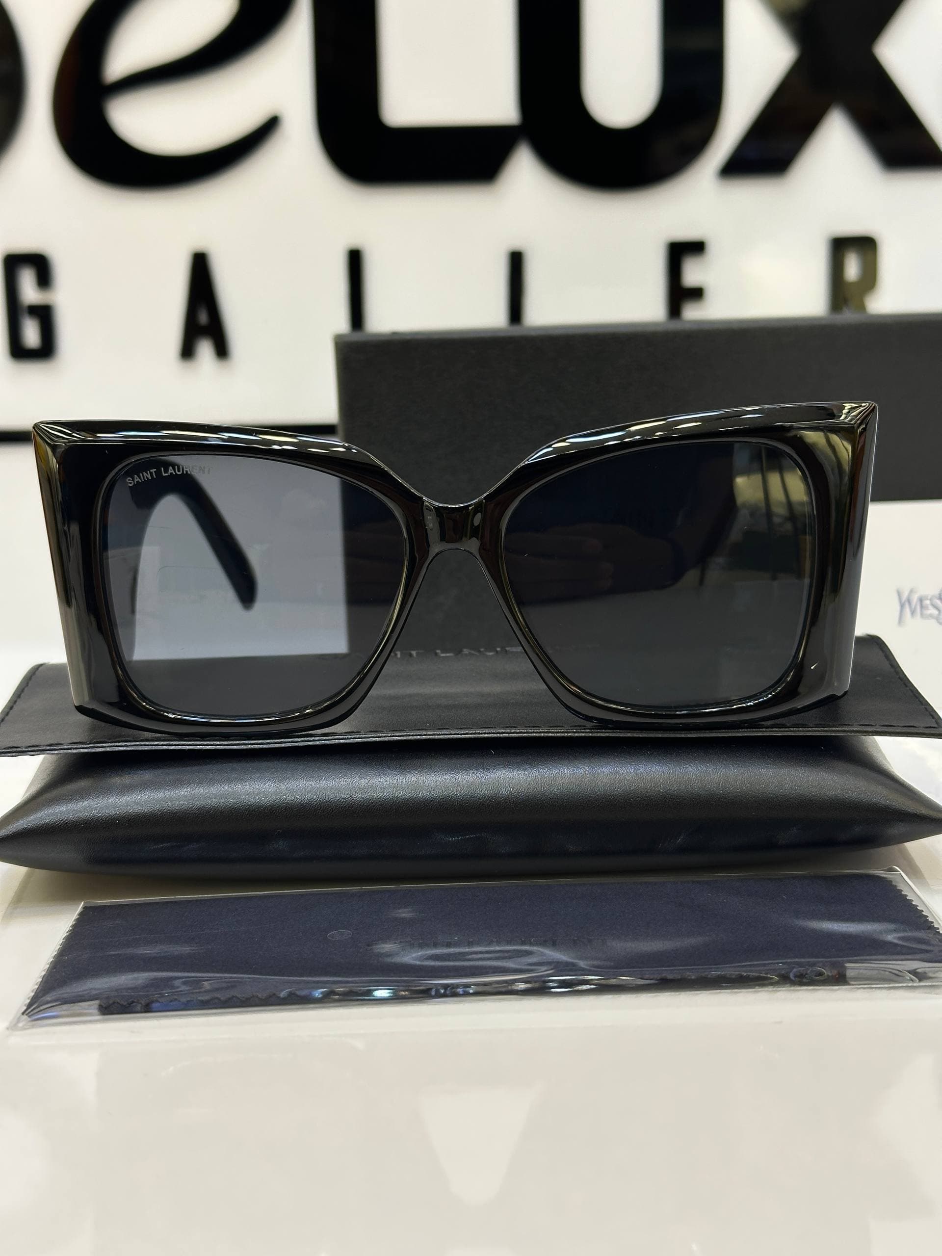 عینک ایوسن لورن Ysl Sunglasses 6001 — تصویر ۳