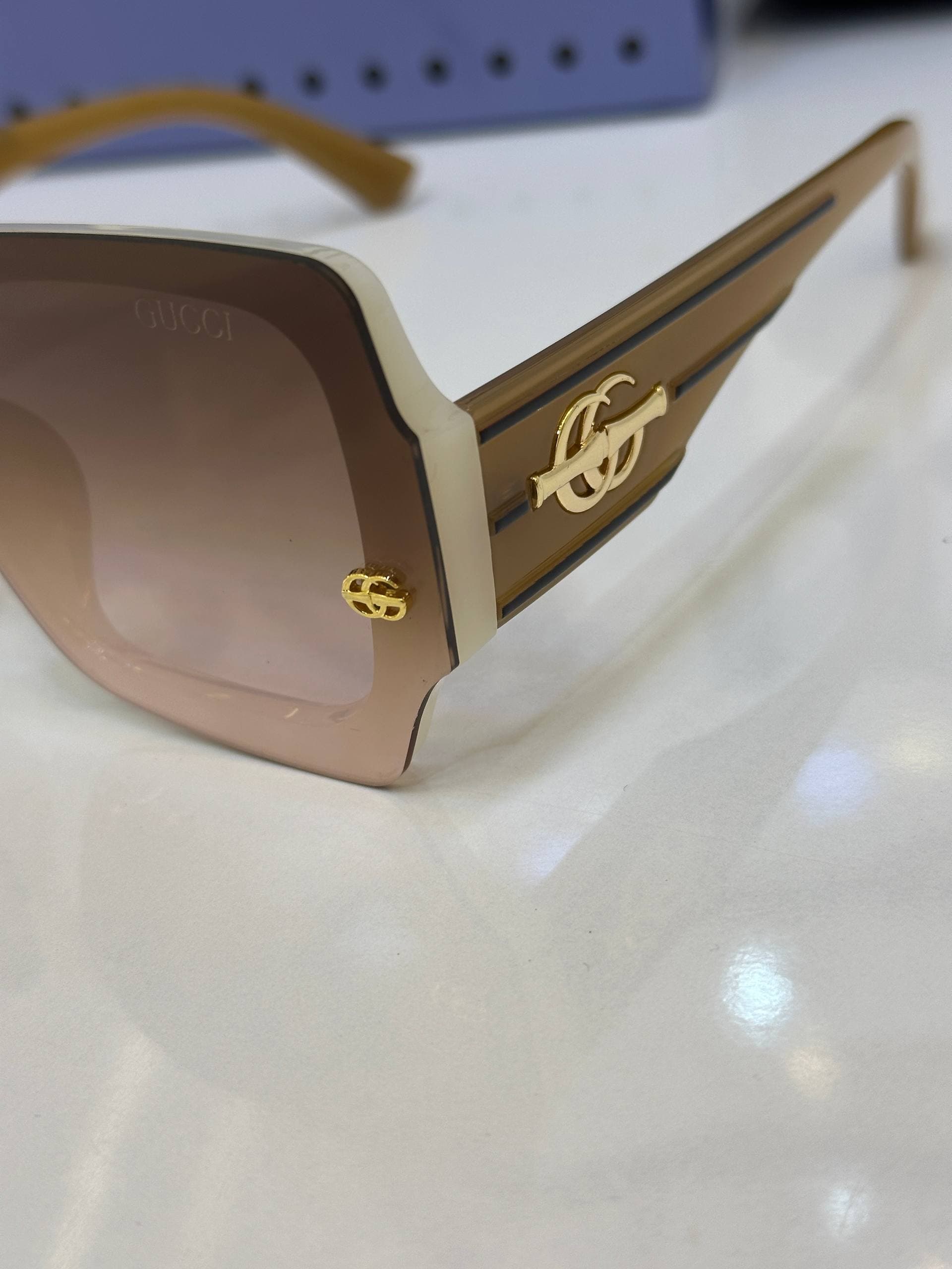 عینک گوچی Gucci Sunglasses 23141 — تصویر ۳