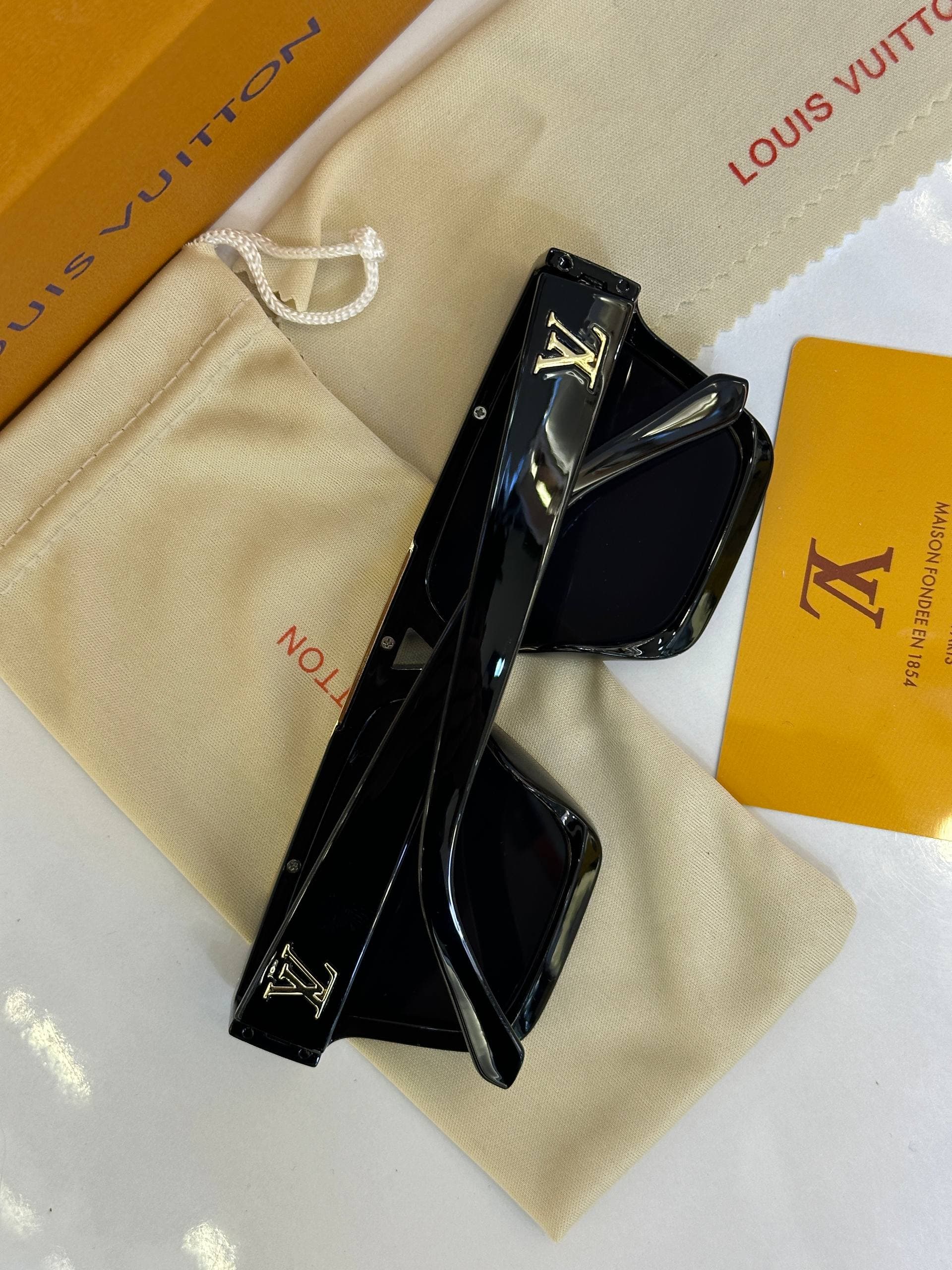 عینک لویی ویتون Lv 1502 — تصویر ۸