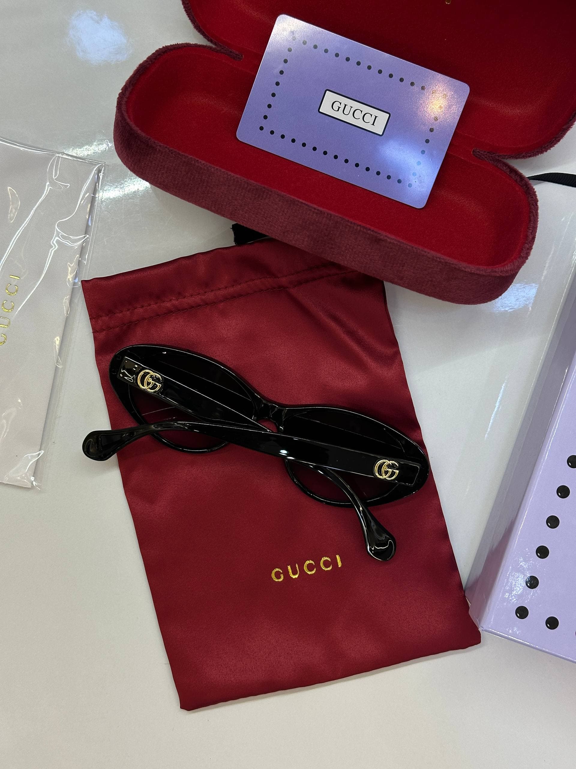عینک گوچی Gucci Sunglasses 9820 — تصویر ۵