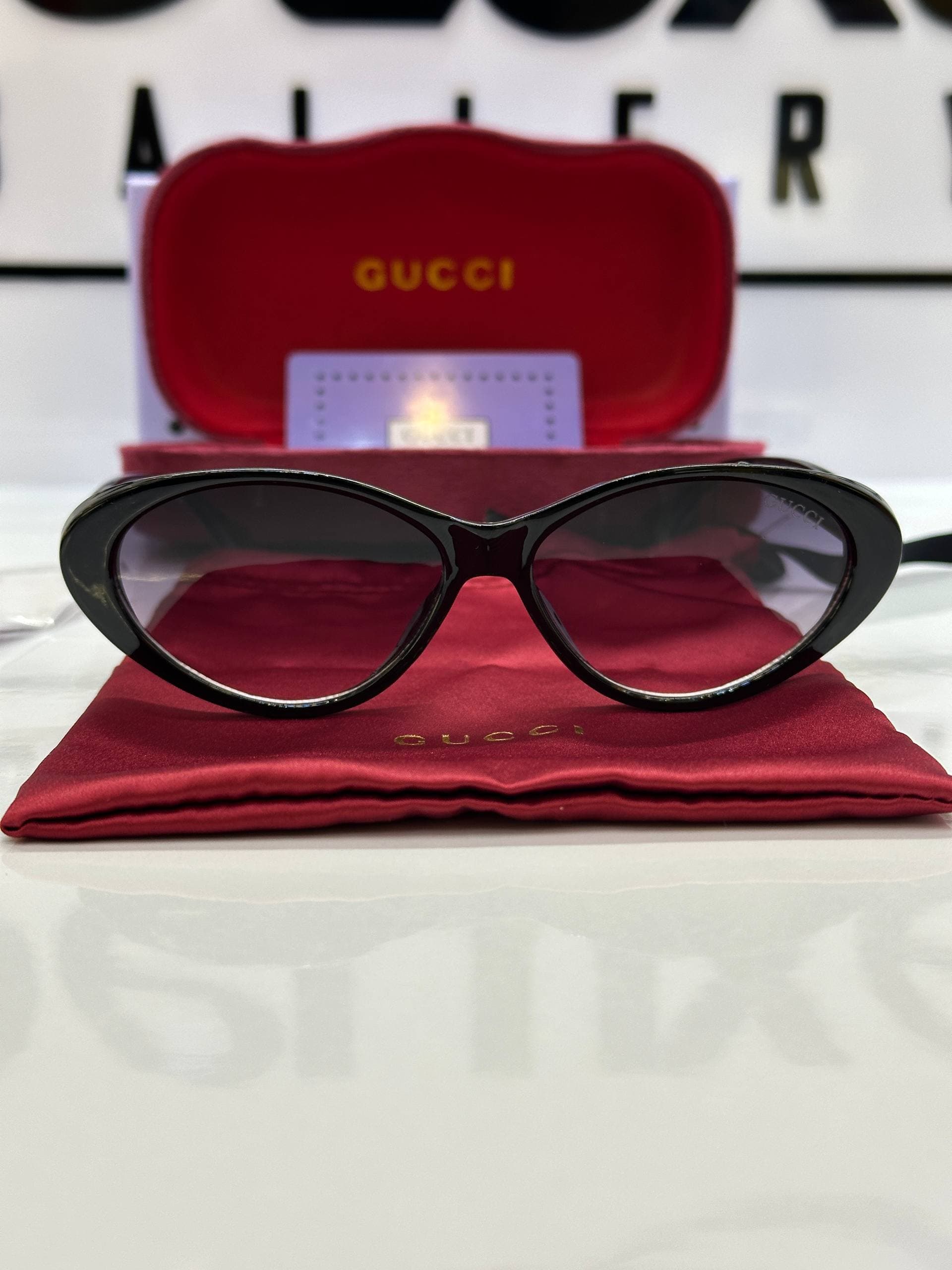 عینک گوچی Gucci Sunglasses 9820 — تصویر ۳