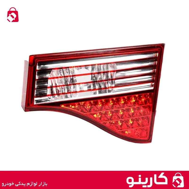 چراغ خطر عقب سمند سورن روی صندوق راست مدرن