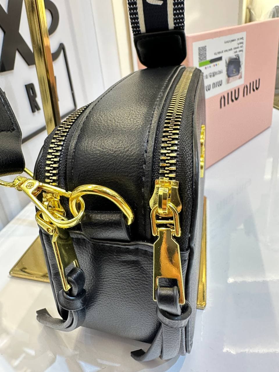 کراس بادی میومیو MiuMiu Crossbody Bag — تصویر ۵