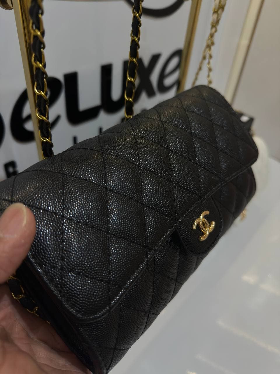 کیف شنل فلپ دستی و دوشی Chanel Classic Flap Bag — تصویر ۵