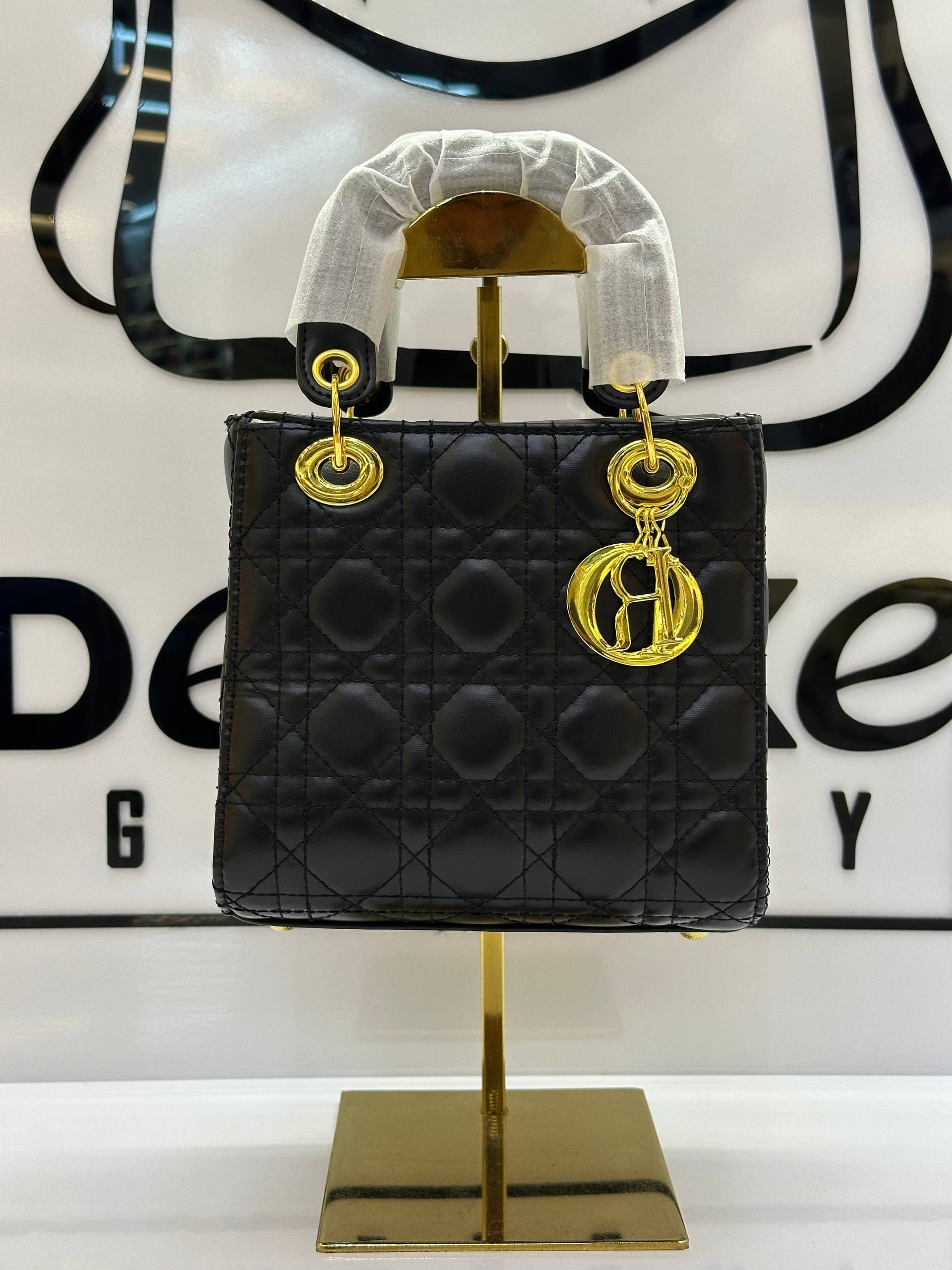 کیف لیدی دیور Lady Dior