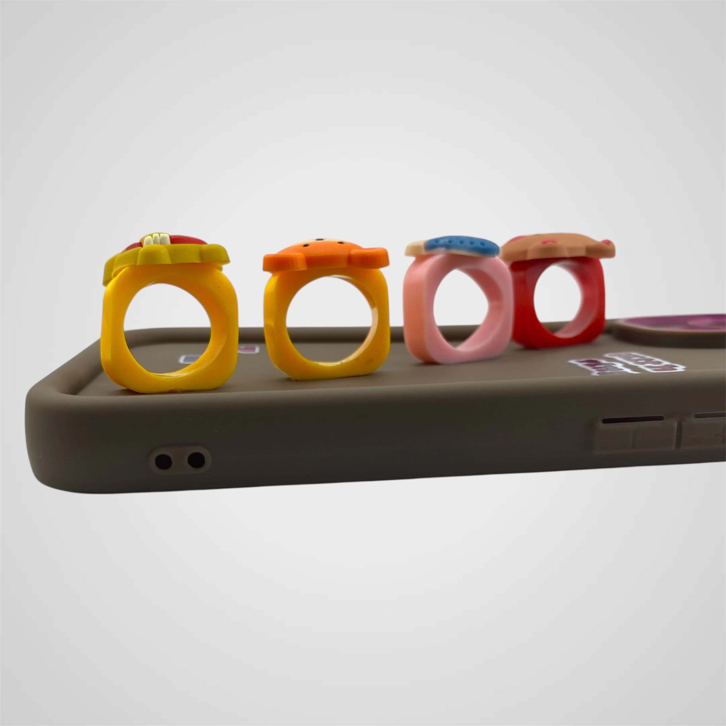 قاب گوشی اپل iPhone 13 کد 2541 طرح انگشتی | جدید و جذاب — تصویر ۵