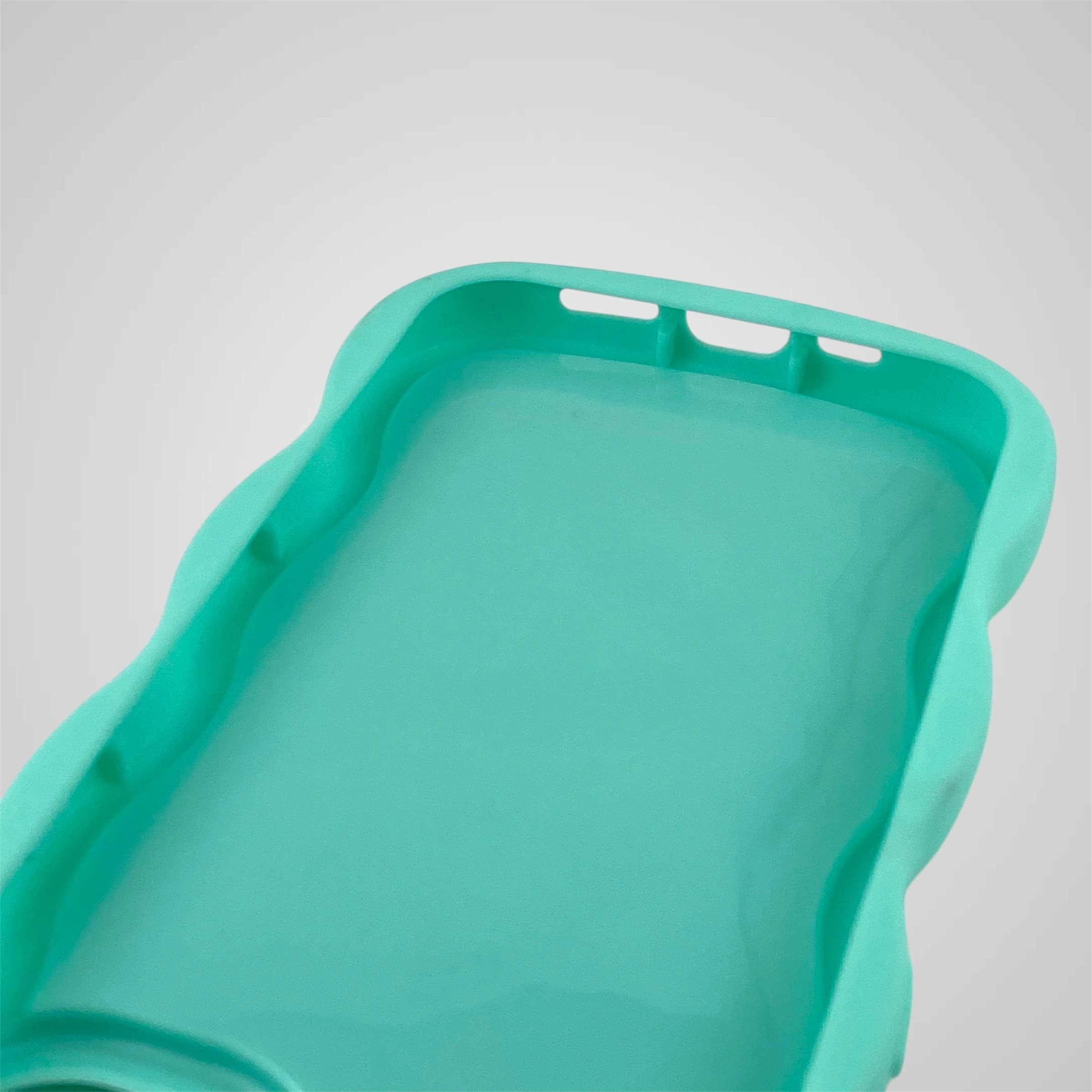 قاب گوشی اپل iPhone 13 کد 2488 طرح پاندا | اسپرت و زیبا — تصویر ۵