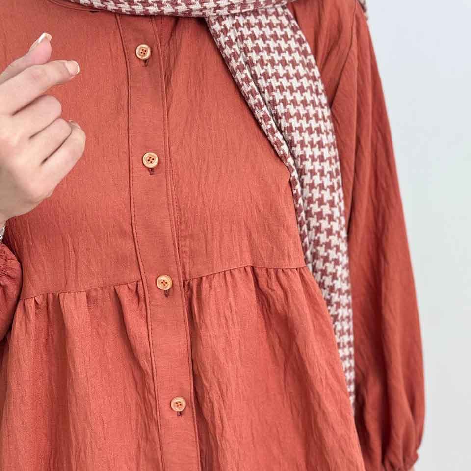شومیز عروسکی جلو دکمه کد 69165 — تصویر ۳