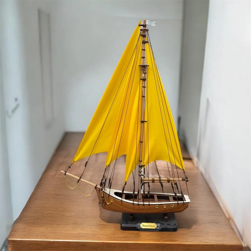 ماکت قایق چوبی دکوری زرد کد 302