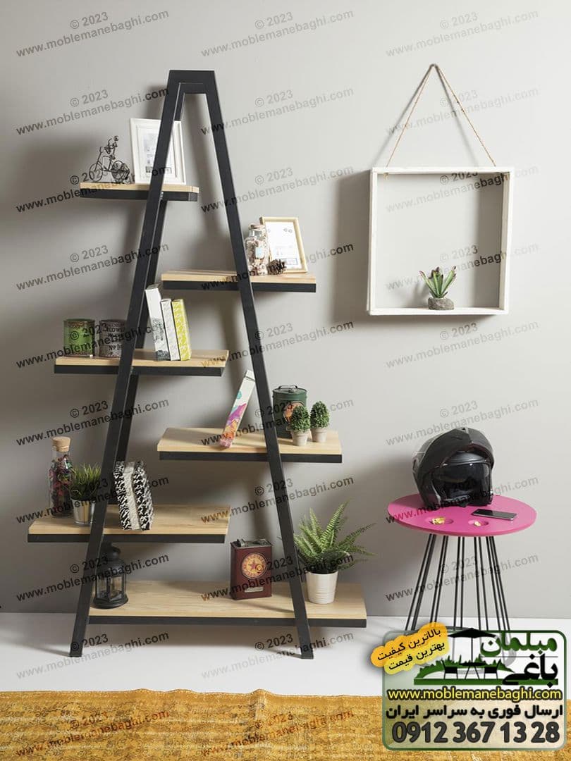 استند گل ایستاده مثلثی مبلمان باغی