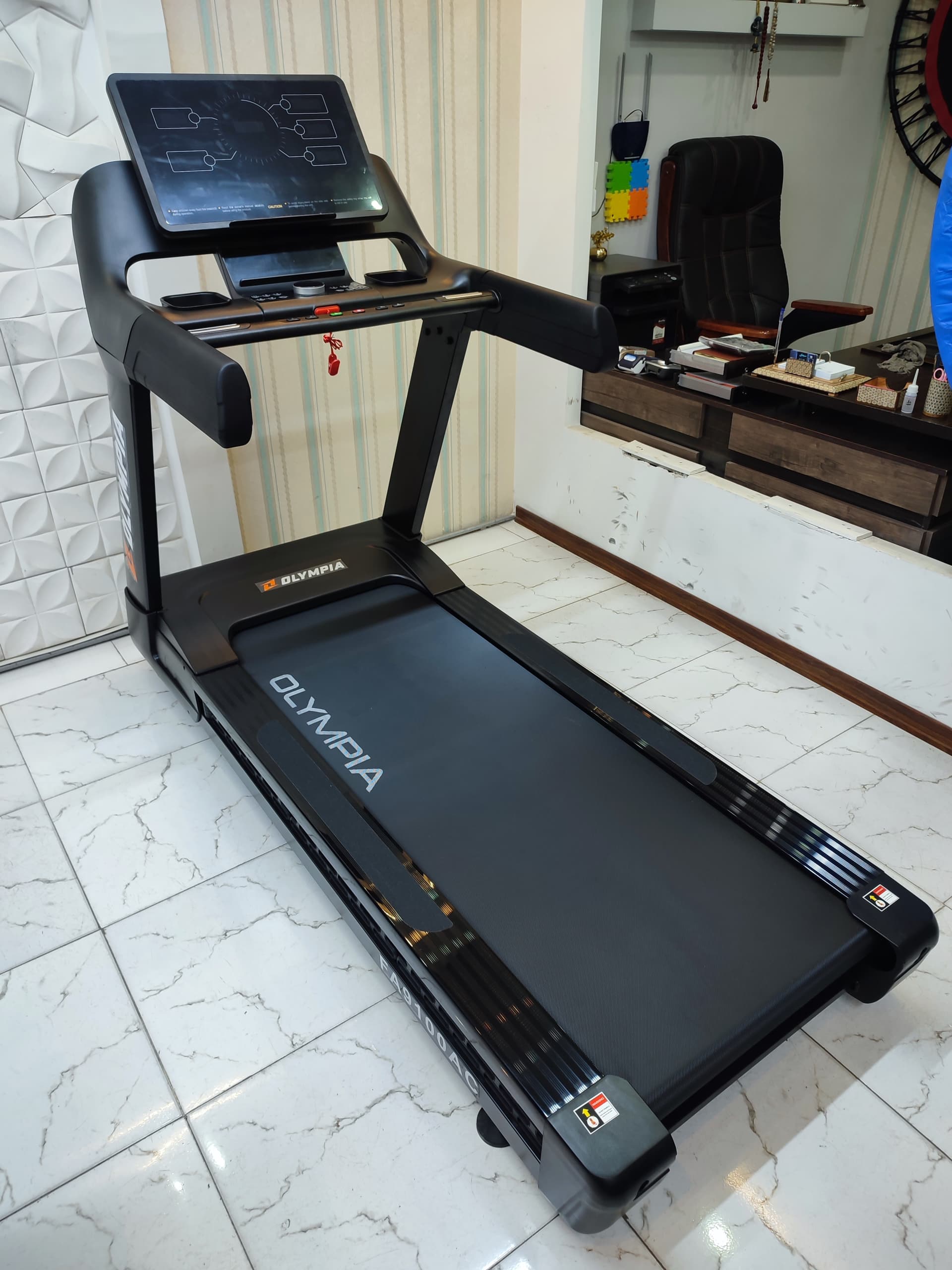 تردمیل باشگاهی المپیا FA 9100 AC (فورد سابق) — تصویر ۷
