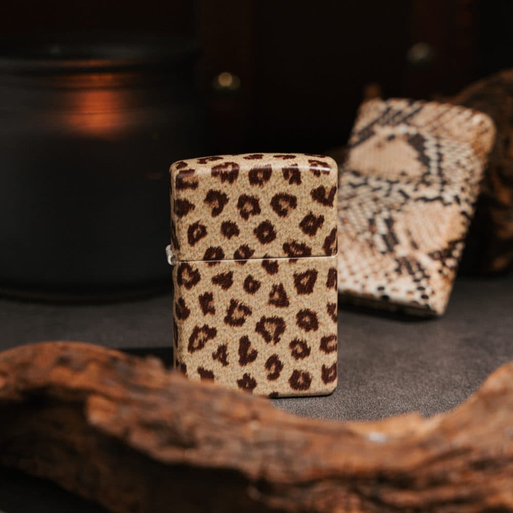 فندک زیپو کد Zippo Leopard Design 48219 — تصویر ۸