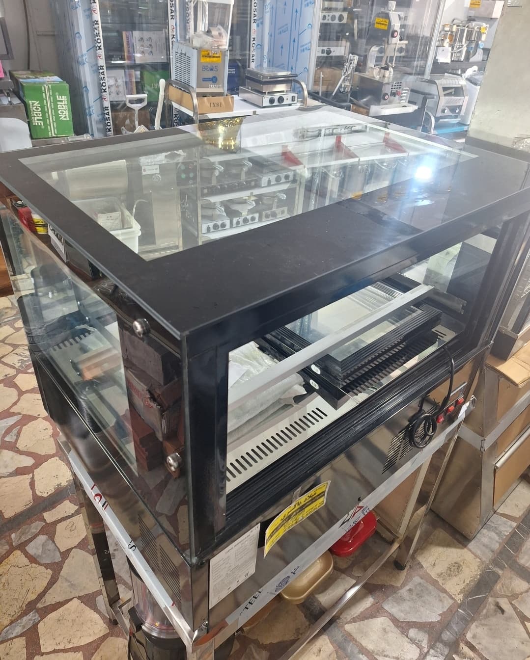 شوکیک سایز ۹۰ بدنه مشکی و استیل وارداتی اسمارت — تصویر ۳