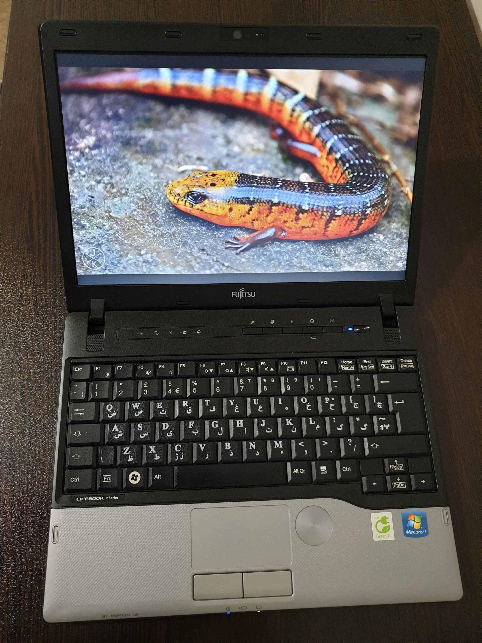 لپتاپ فوجیتسو p702 — تصویر ۲