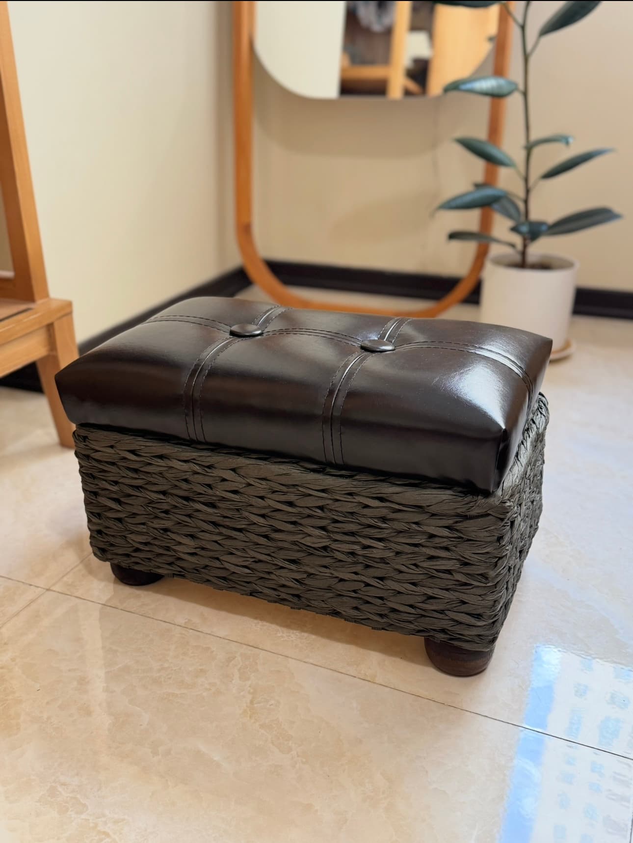 پاف حصیری وارداتی سایز کوچک(مشکی) — تصویر ۲