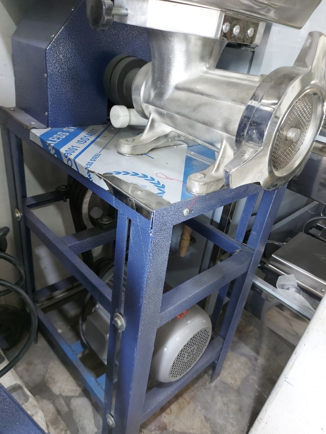 چرخ گوشت صنعتی ۴۲ تسمه ای ۳ فاز صنعتی