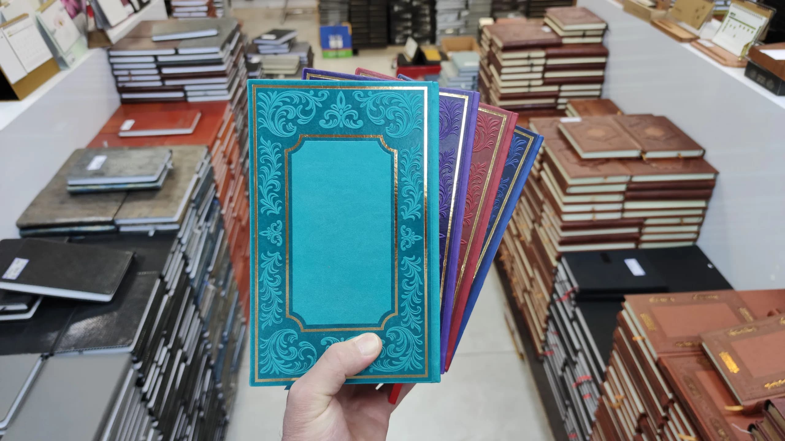 سالنامه اروپایی جلد چرم کد 5280 — تصویر ۲