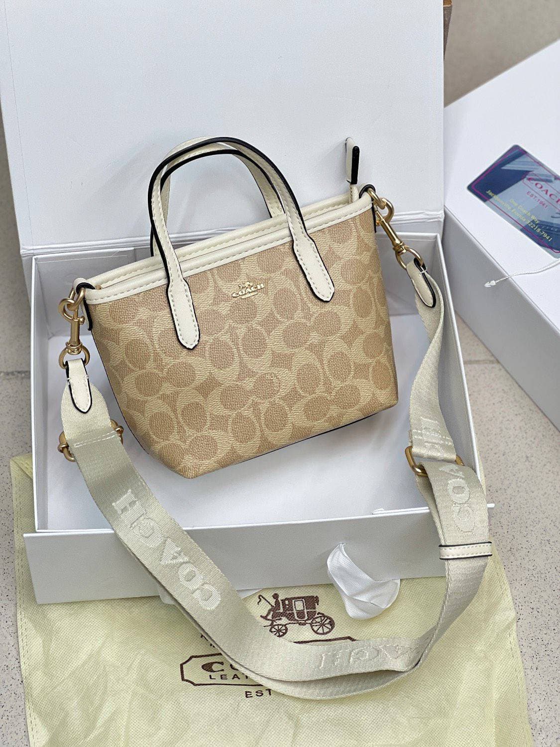 کیف زنانه Coach | کیف دستی شیک و مینیمال دو رنگ مشکی و کرم🆔 کد محصول: BG051 — تصویر ۸