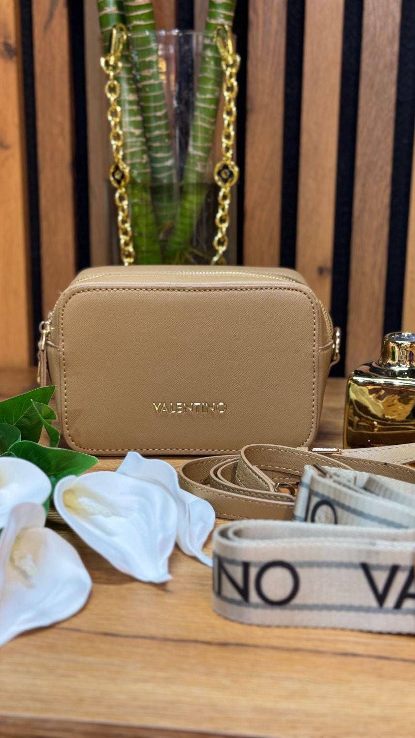 👜 فول پک برند Valentino | کیف زنانه شیک و ترند ✨🆔 کد محصول: BG046 — تصویر ۷