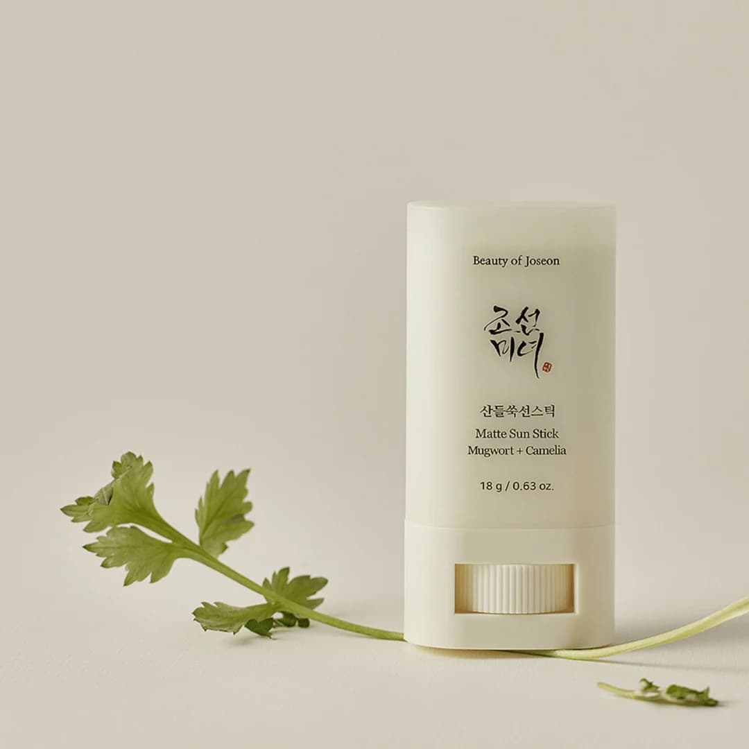 ضد آفتاب استیکی بیوتی آف جوسان Beauty of Joseon Matte Sun Stick Mugwort + Camelia SPF50+ PA++++ حجم 18 گرم — تصویر ۳