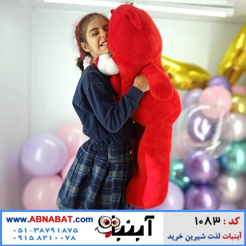 عروسک خرسی قرمز 1متری پاپیون دار کد1083 — تصویر ۳