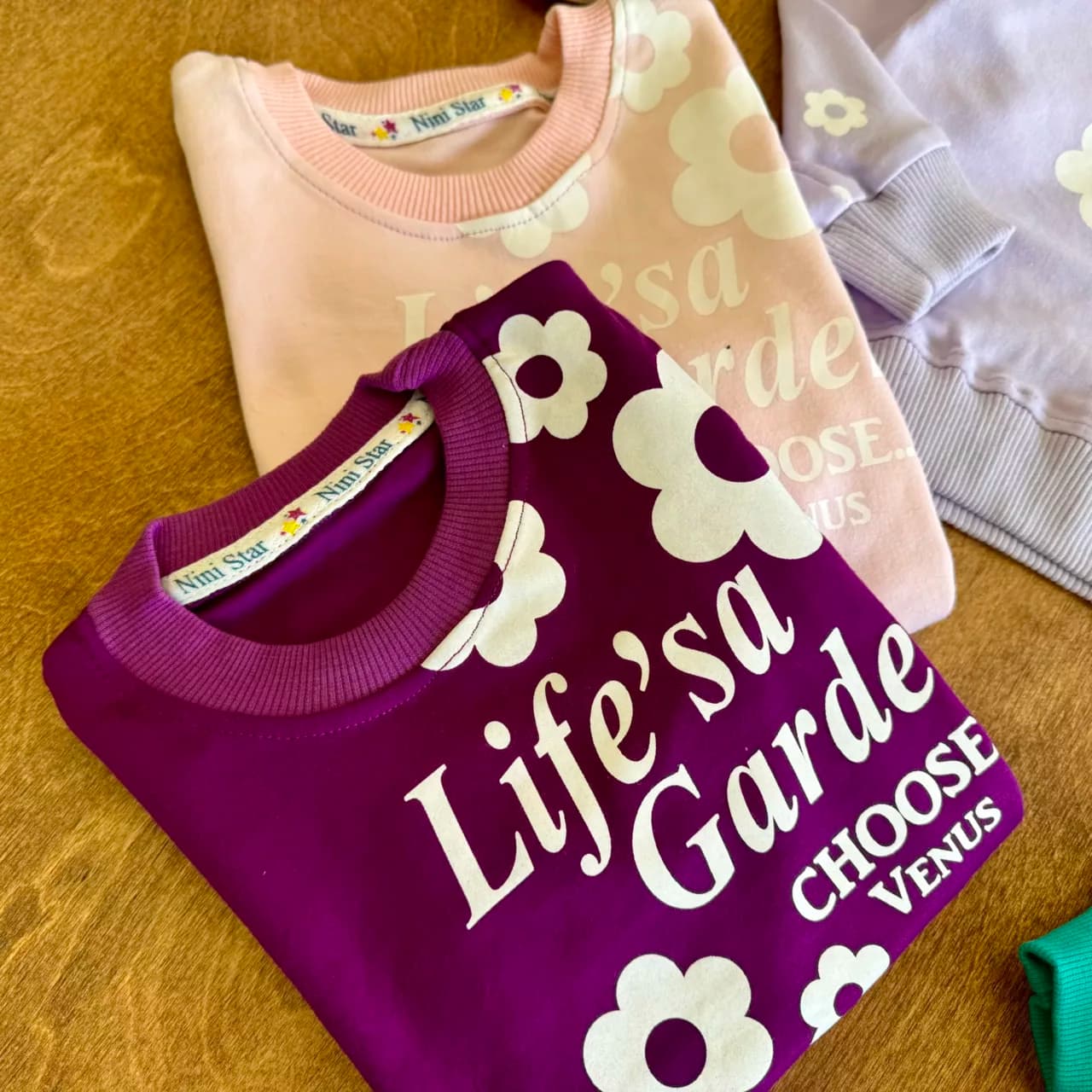 بلوز شلوار چین دار گل Life Garden سایز 35 تا 45 کد 6854 — تصویر ۲