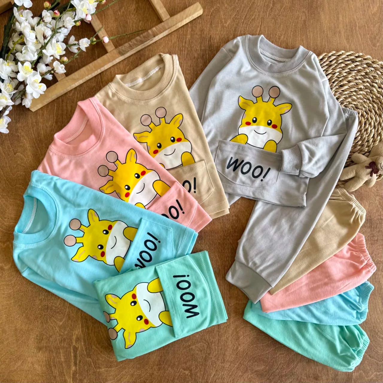 بلوز شلوار زرافه جیبی woo سایز 4 تا 6 کد 6828