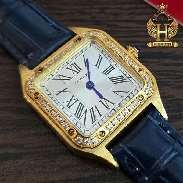 ساعت مچی زنانه کارتیر مدل دمونت دور قاب نگین CARTIER SANTOS DUMONT CSDL200 — تصویر ۲
