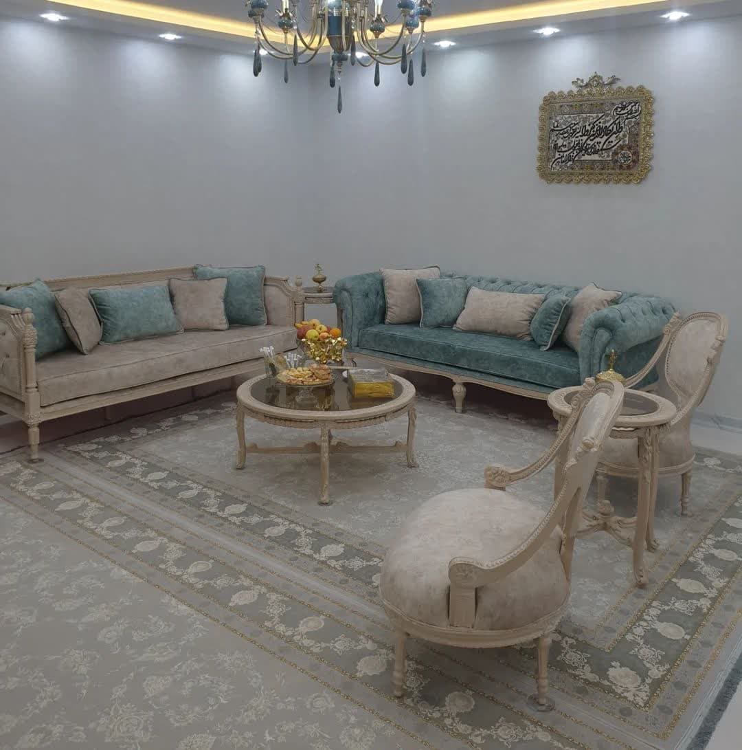 مبل کلاسیک فرانسوی کاجی چستر 8 نفره — تصویر ۶