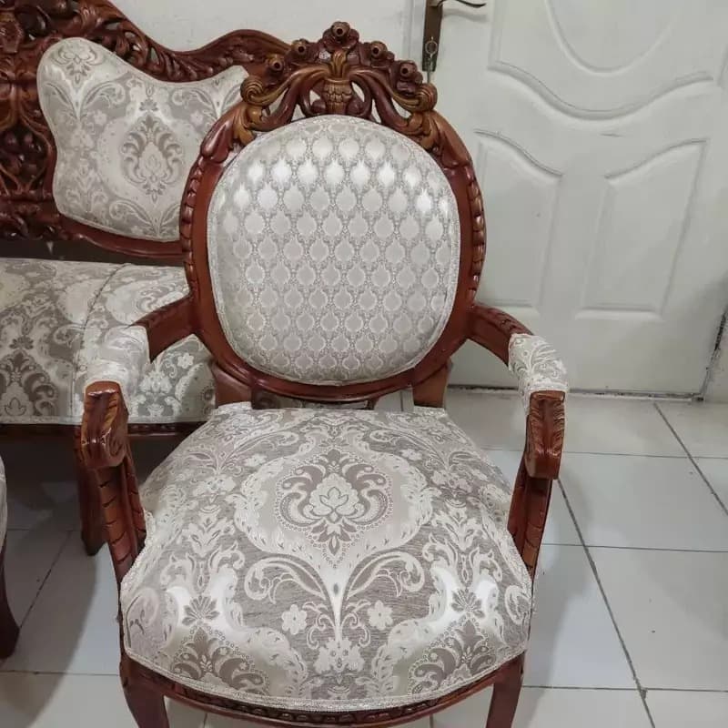 مبل کلاسیک اقتصادی کد 07 ارسال به سراسر کشور — تصویر ۴