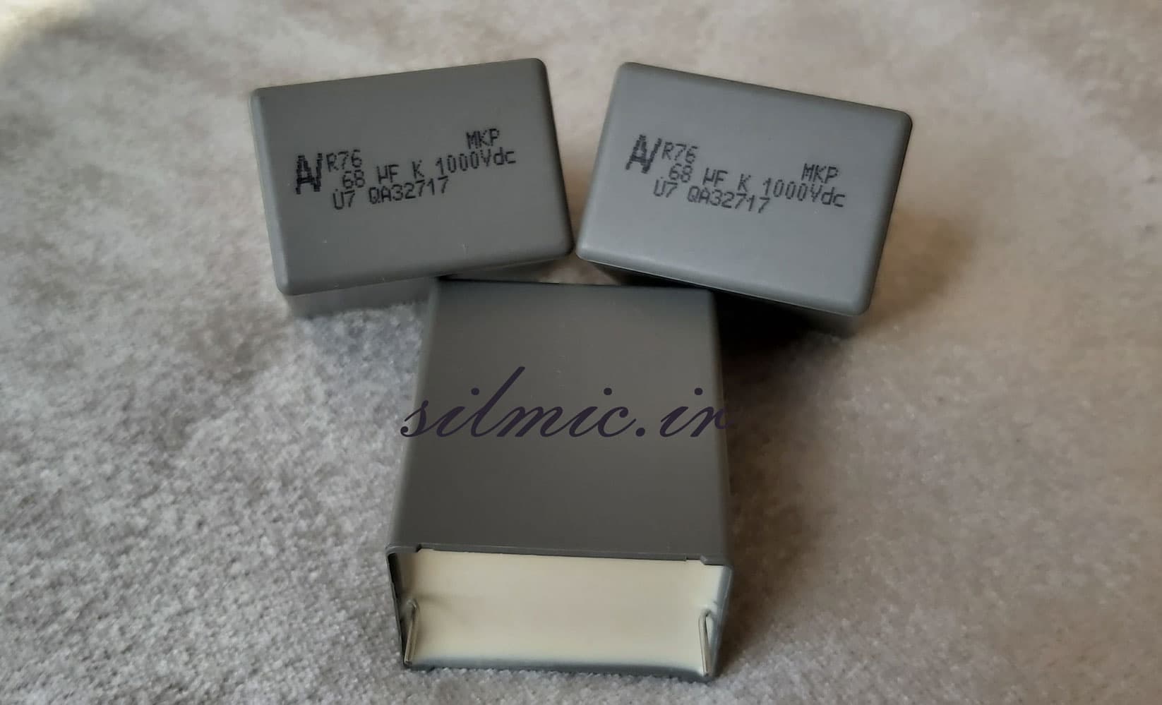 خازن 100 نانو فاراد 1000 ولت Kemet Arcotronic از نوع mkp کد R76 ساخت آلمان — تصویر ۸