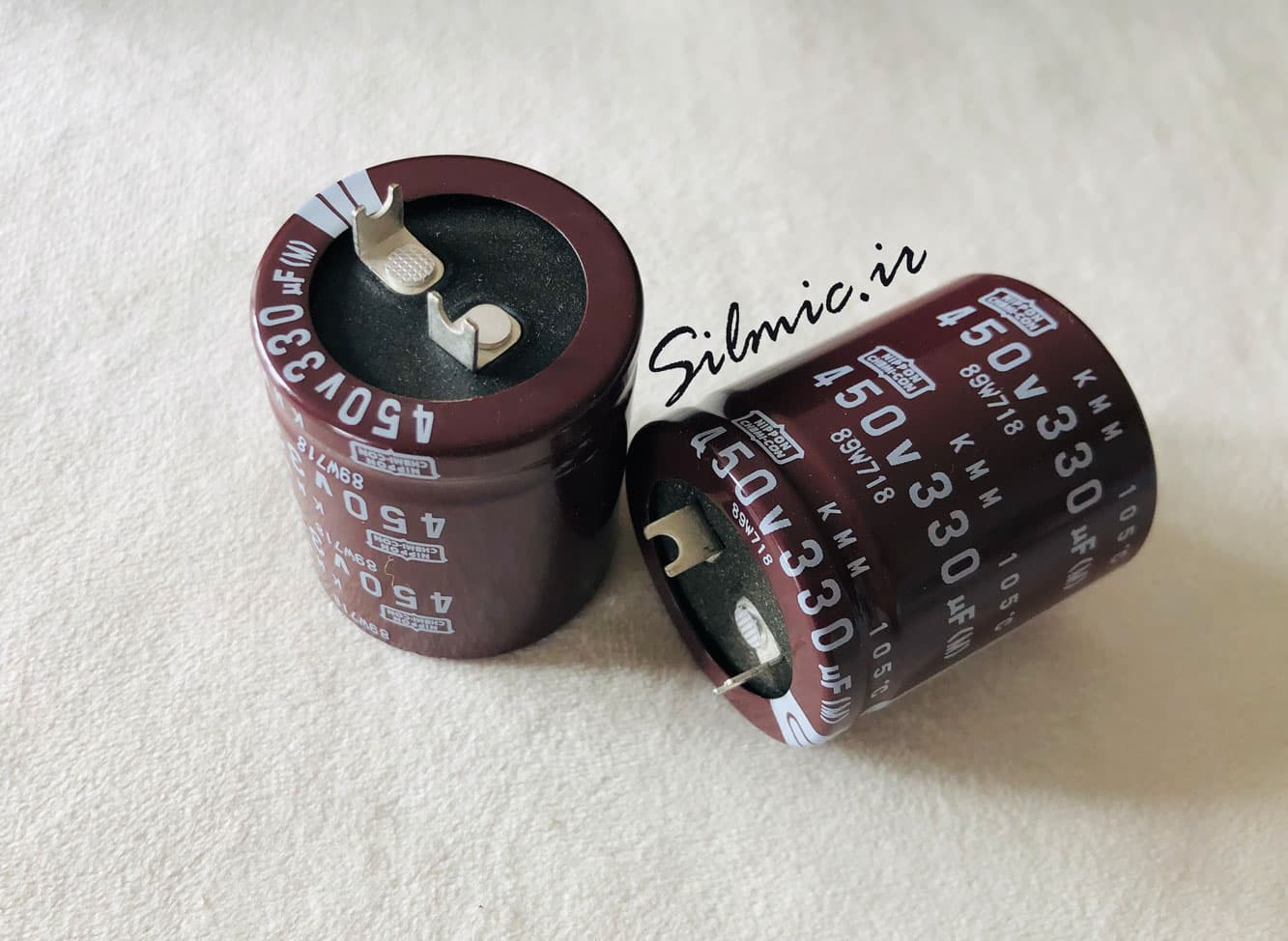 خازن 330 میکرو فاراد 450 ولت Nippon ژاپن سری KMM سری long life — تصویر ۲
