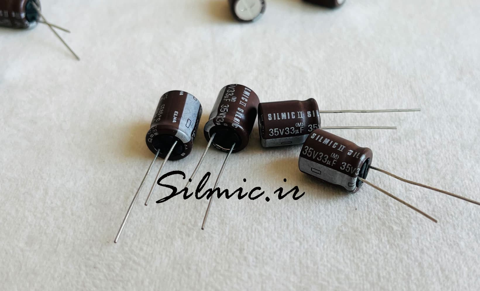 خازن سیلمیک 33 میکرو فاراد 35 ولت ELNA های گرید صوتی RFS ( SILMICII )