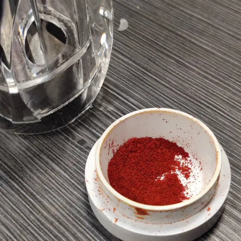 زعفران ساب مناسب ساییدن زعفران طرح چهارگوش — تصویر ۲