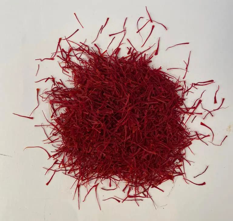 زعفران نگین سوپر ممتاز قاینات + سوپر نگین صادراتی عمده — تصویر ۴