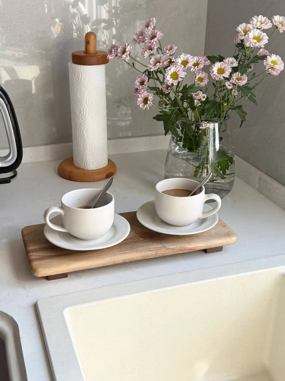 فنجان نعلبکی سفید دنی هوم مدل خالدار ریز کد B40-8 — تصویر ۵