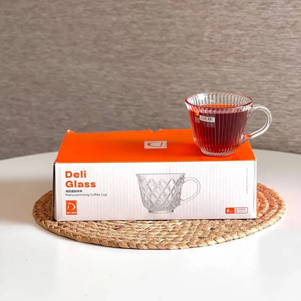 فنجان شیشه ای چایخوری دلی deli مدل آنشرلی شیاردار