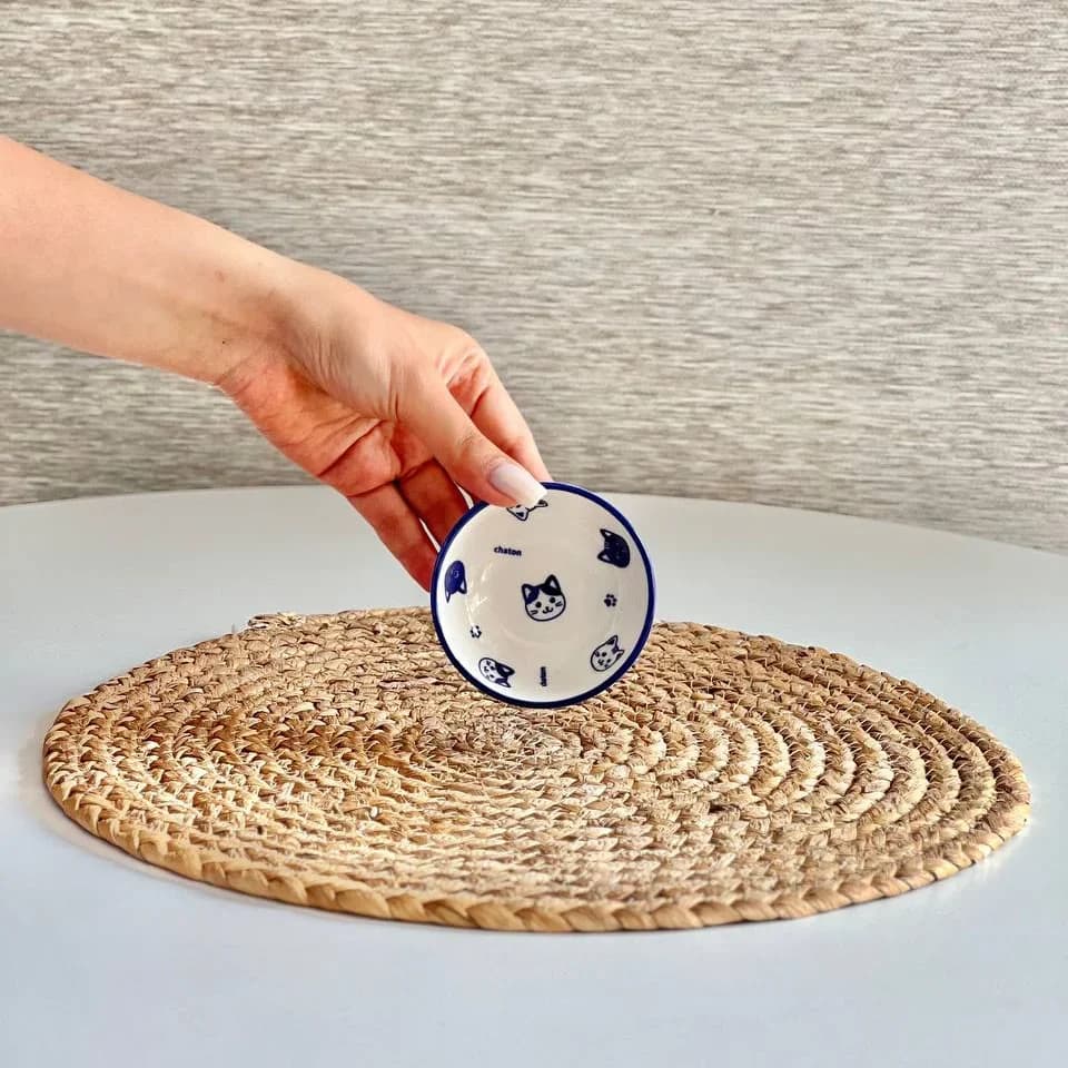 مزه خوری گرد – طرح گربه