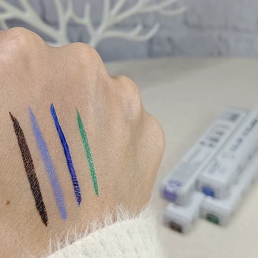 خط چشم ماژیکی رنگی آرت اسکین — تصویر ۳
