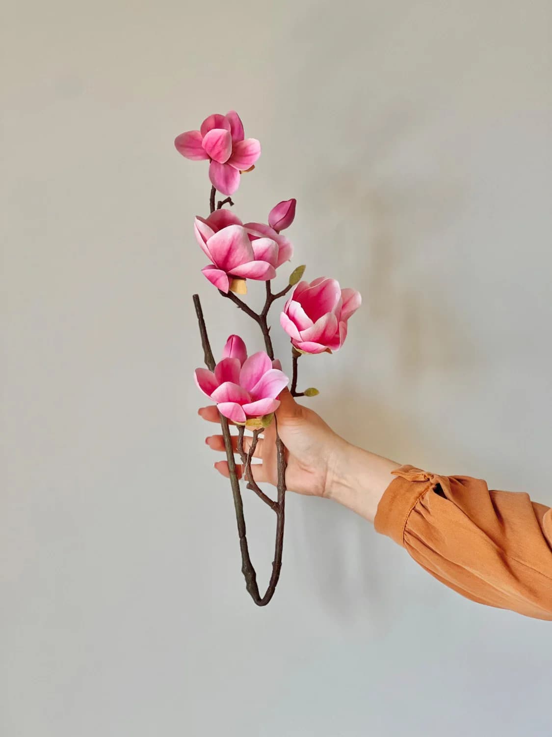 گل مصنوعی مگنولیا — تصویر ۴