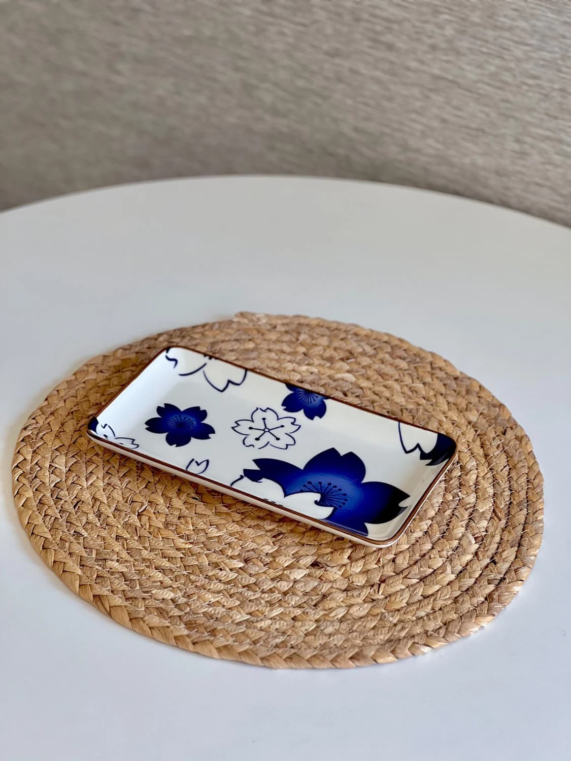 رولت خوری زاراهوم کد 22447 طرح گل درشت — تصویر ۴