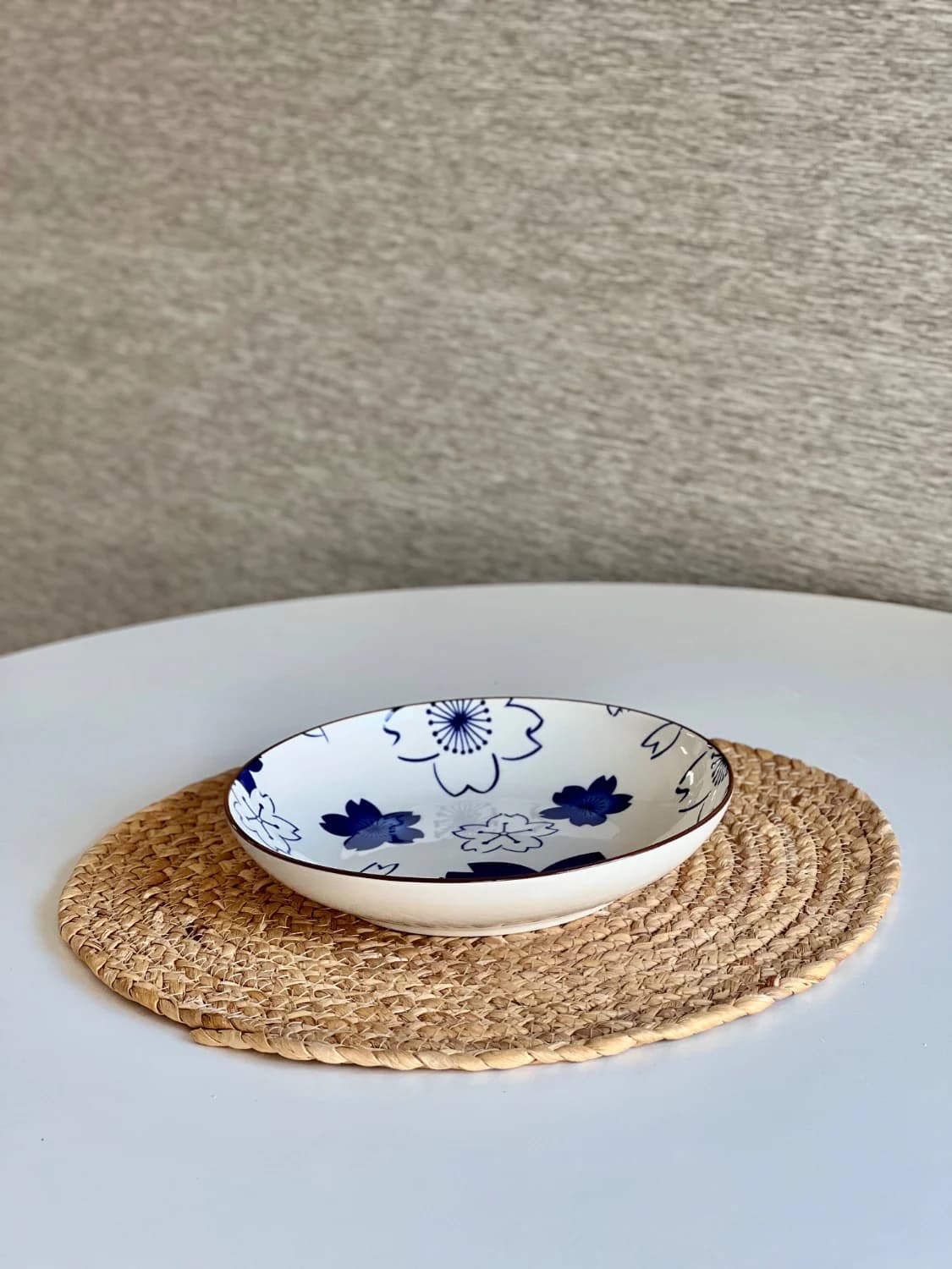 بشقاب خورشت خوری زاراهوم کد 038 طرح گل درشت — تصویر ۲