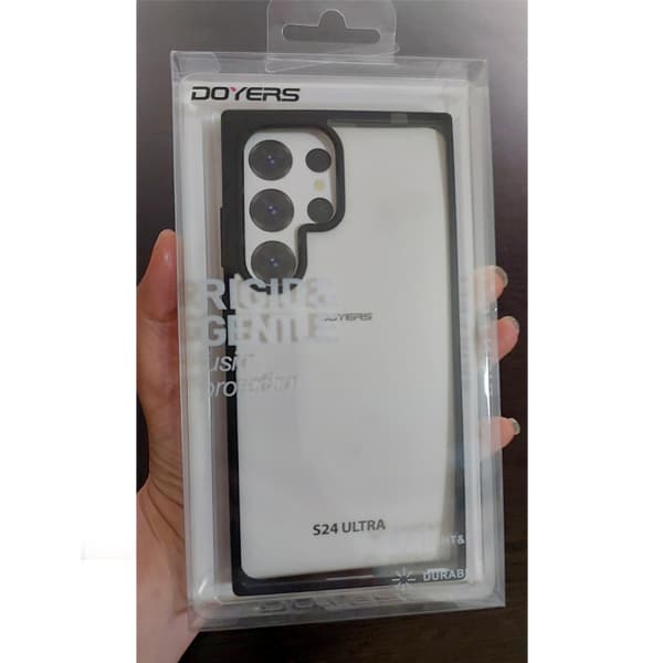 قاب پشت شفاف دور مشکی سامسونگ مدل Samsung S22 برند Doyers — تصویر ۳