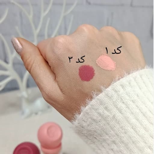 رژگونه مایع پددار آرت اسکین — تصویر ۲